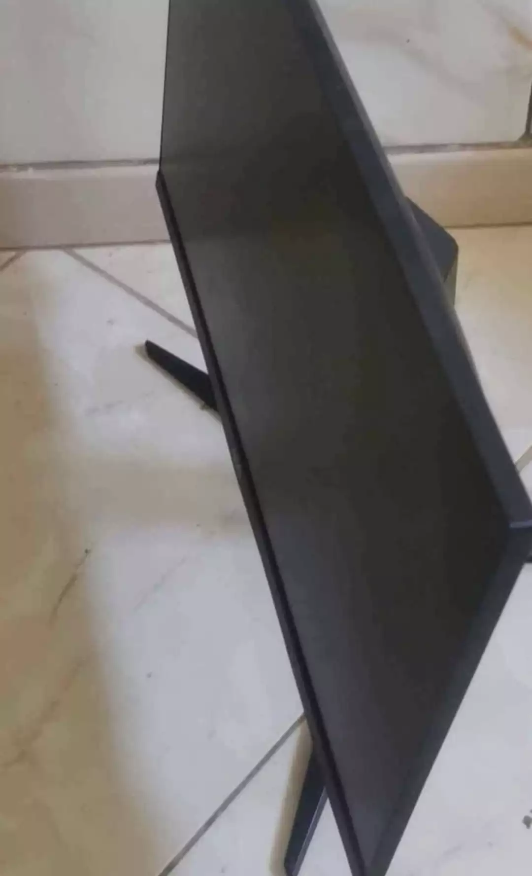 Écran AOC gamer 24pouces